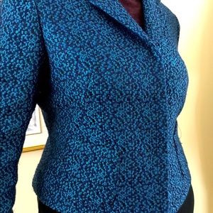 blazer light/dark blue. Short length. Polyester elastane. Dry clean. Snap closed
